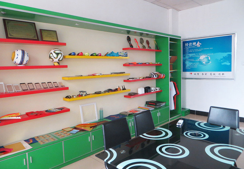 在办公室伦流澡到高潮HD